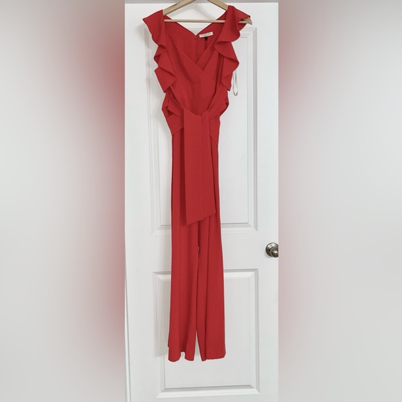NWT Halston Heritage Women Cold Shoulder Ruffled V-Neck Red Jumpsuit MSRP $ 445 - Picture 7 of 7